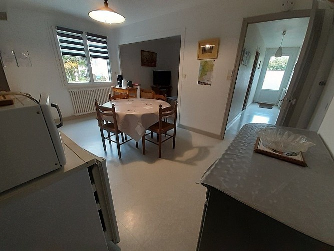 cerizay-la-vergnaie-de-l-ecluse-salle-a manger