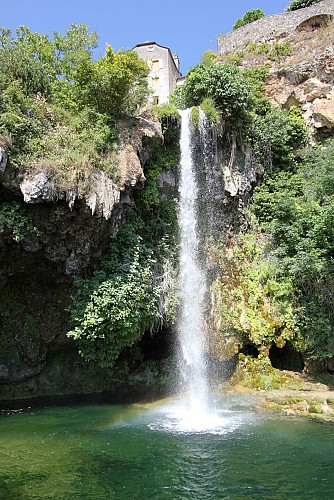 Salles la Source