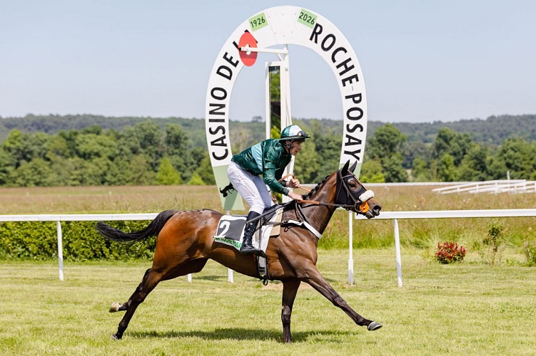 Hippodrome_La_Roche_Posay_2025_05_18-47