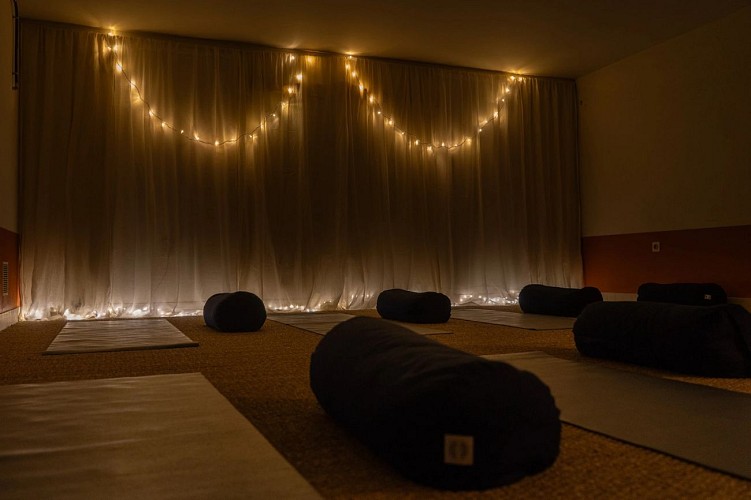 LIT-Ocosurfcamp_yoga