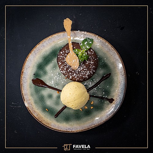 RESTAURANT FAVELA