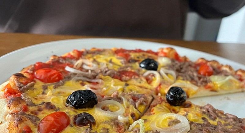 cerizay-restaurant-tessa-pizza