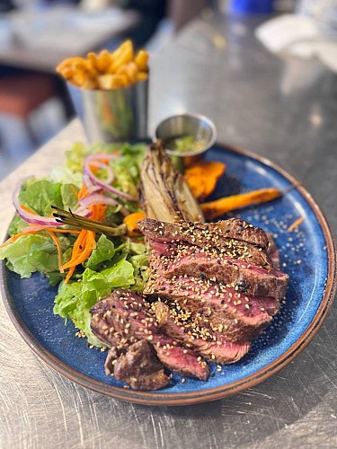 589032835_1455975856529705_693272270451148181_n