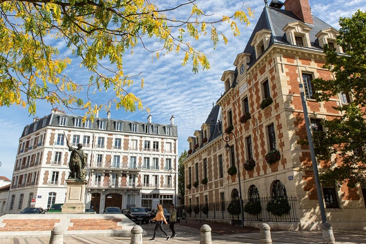 Charenton-le-Pont town hall