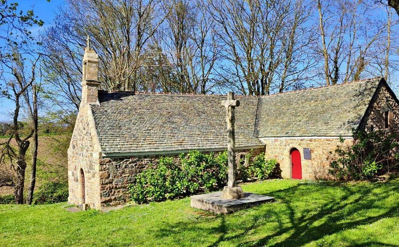 Chapelle et calvaire Saint Mélar - Saint Jean du Doigt