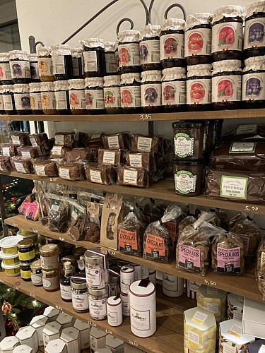 408134924_852810696850257_2116837910671366858_n