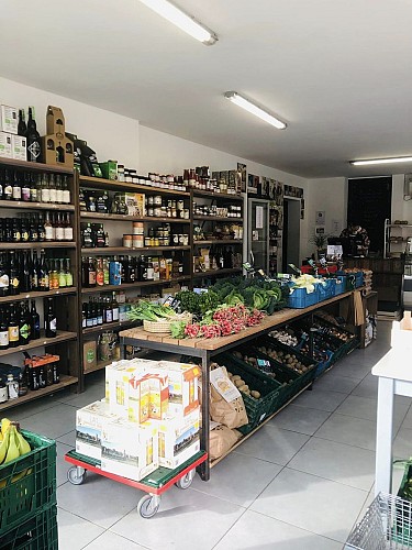 332833592_881340719750936_6772401155089577355_n