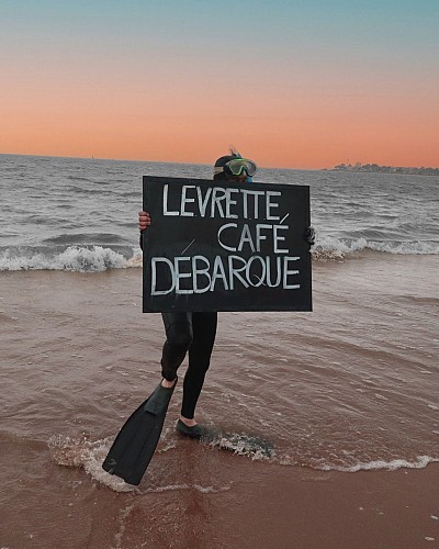 LE LEVRETTE CAFE