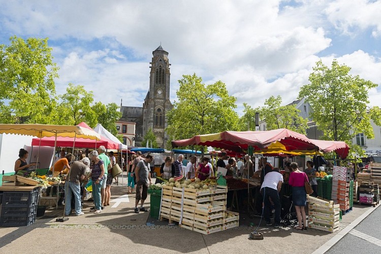 Marché de Vallet