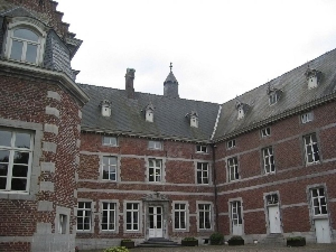Le château de Monceau-sur-Sambre
