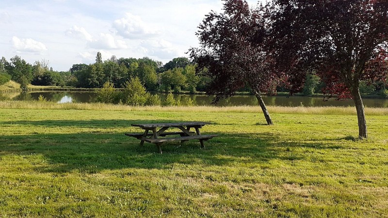 Aire de pique-nique des Lacs de Pouy à Eauze