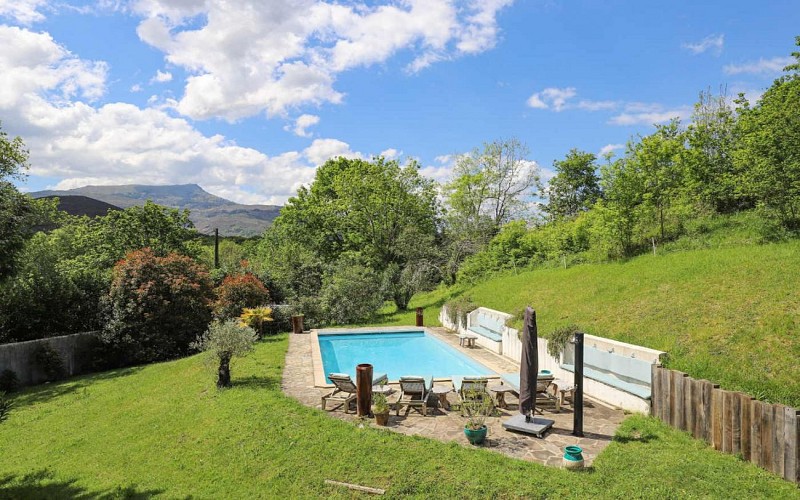 Piscine - Mathelin