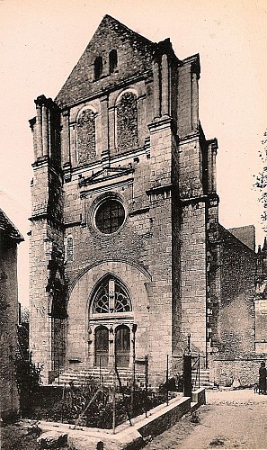 La maison de l'Évêque et l'église