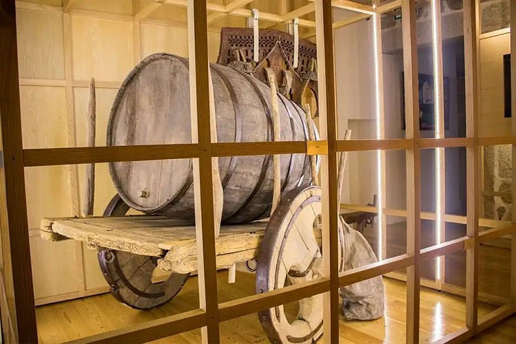 CENTRO DE INTERPRETAÇÃO E PROMOÇÃO DO VINHO VERDE