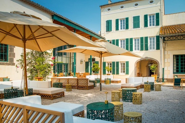 LA MAISON NOILLY PRAT