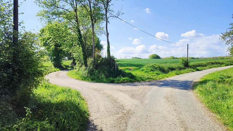 Prendre à gauche