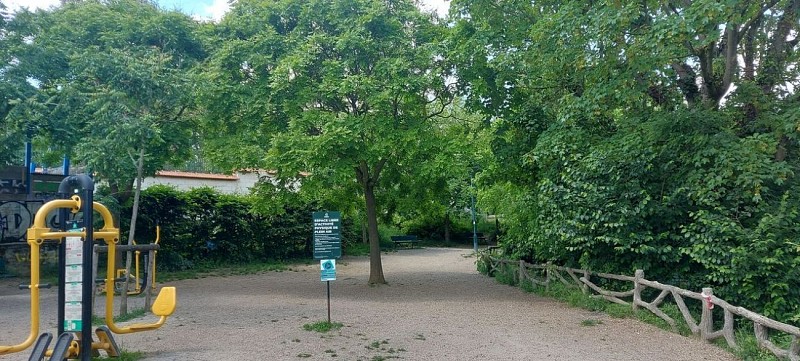 Square Henri Karcher