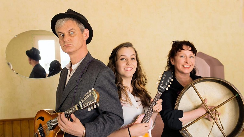 Café-concert "The Shiels"