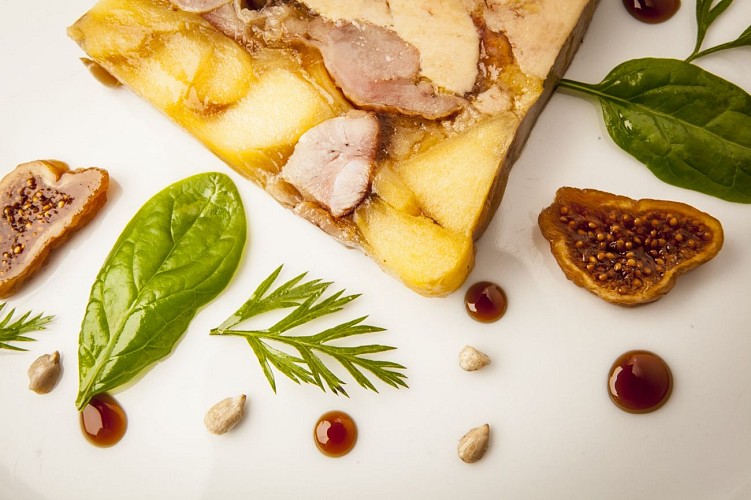 Le Pastoral I - (Alysson hôtel)