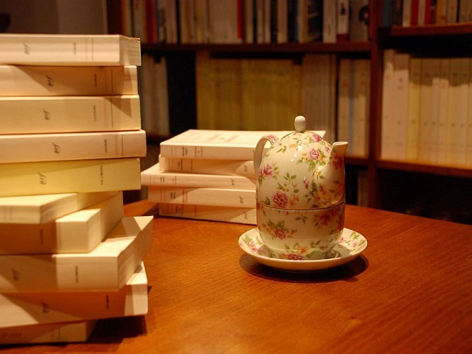 Morlanne Théière 2 Lutrin gourmand