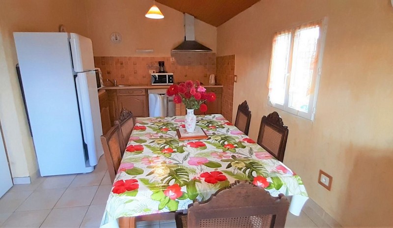 Gite des fleurs - cuisine1