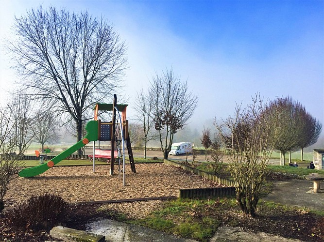 Aire d'accueil camping-car d'Oradour-sur-Glane