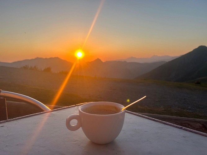 4e5180ad-52a2-4bfe-8b6f-6a874bba6c49