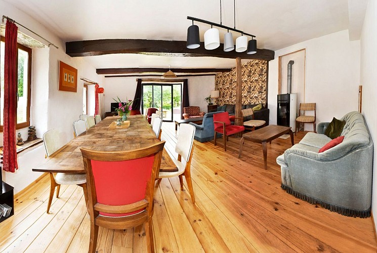 Gite de l'arche salon-salle à manger