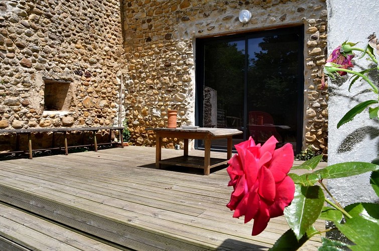 Gite de l'arche extérieur terrasse