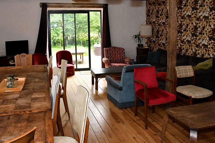 Gite de l'arche salon-salle à manger1