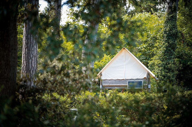 LOCATIFS CAMPING PORT MULON  ***