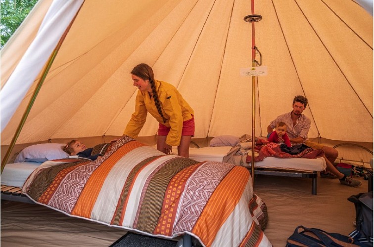 TENTES SAHARIENNES ÉQUIPÉES AU CAMPING ECO LOIRE