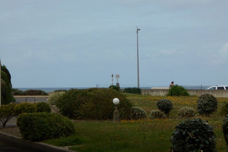 T2 80M FACE MER CORNICHE VENDÉENNE,PRÈS ST GILLES CROIX DE VIE