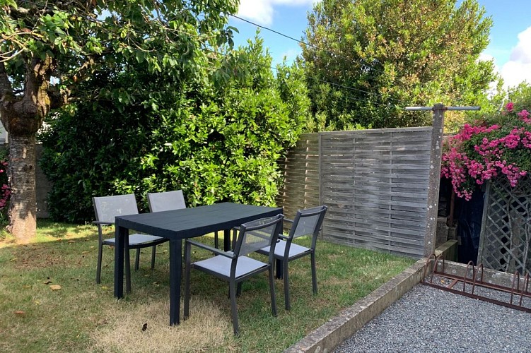 Appartement  avec coin jardin situé au calme à Brétignolles sur Mer