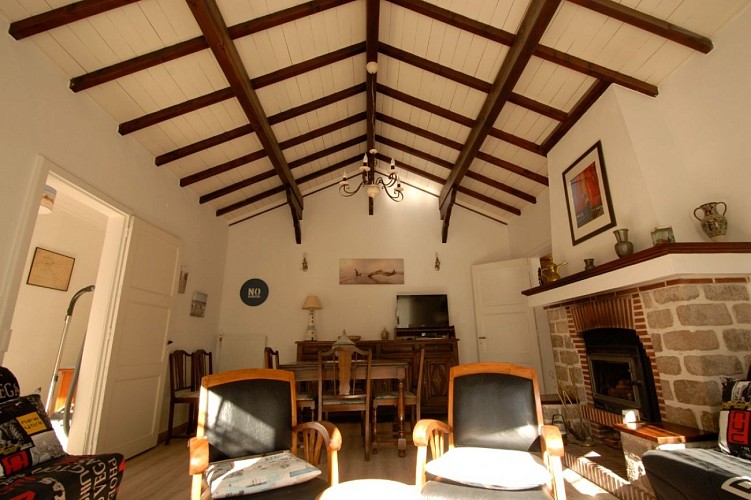 MAISON DE VACANCES DANS LE BOIS DE LA CHAISE, PROCHE PLAGE DES DAMES SUR L'ÎLE DE NOIRMOUTIER