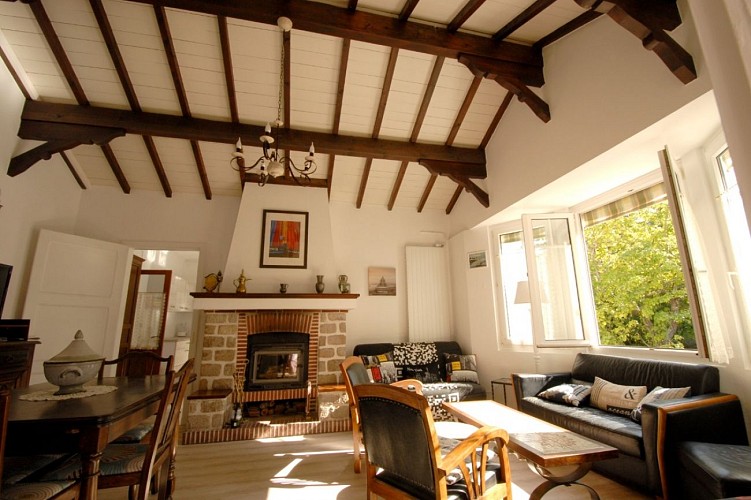 MAISON DE VACANCES DANS LE BOIS DE LA CHAISE, PROCHE PLAGE DES DAMES SUR L'ÎLE DE NOIRMOUTIER