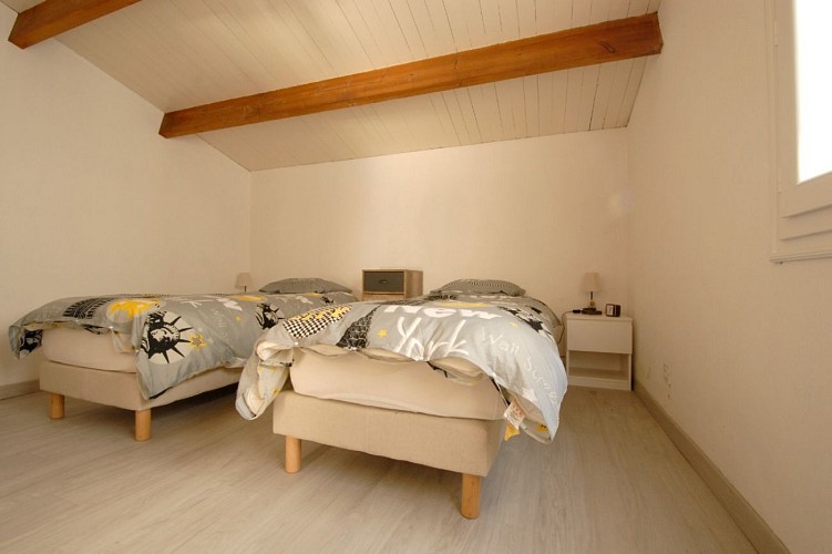 MAISON DE VACANCES DANS LE BOIS DE LA CHAISE, PROCHE PLAGE DES DAMES SUR L'ÎLE DE NOIRMOUTIER