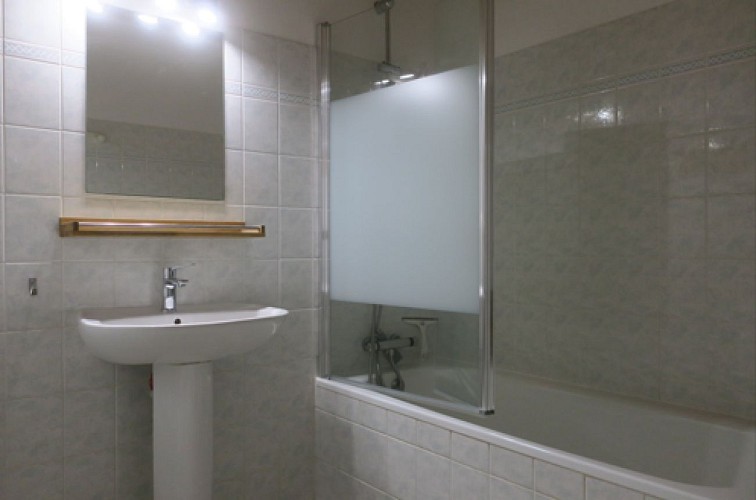 Les pieds dans le sable