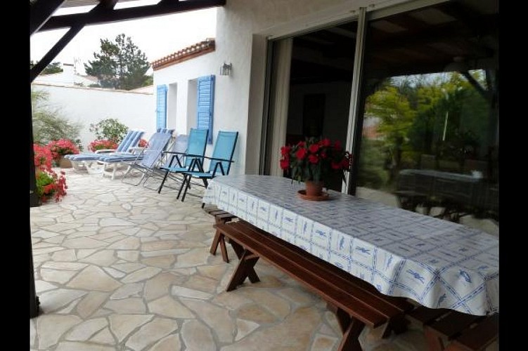 Grand calme face au bois des Eloux à 150m de la mer à la Guérinière en Vendée