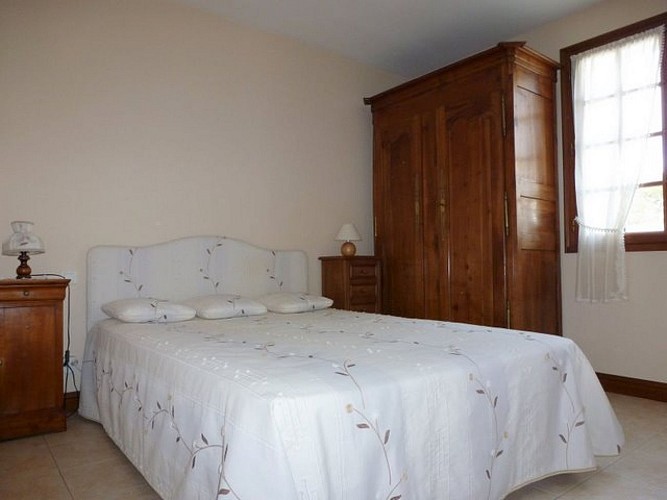 Grand calme face au bois des Eloux à 150m de la mer à la Guérinière en Vendée