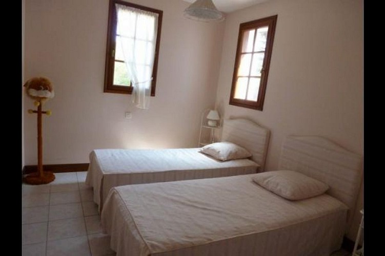 Grand calme face au bois des Eloux à 150m de la mer à la Guérinière en Vendée