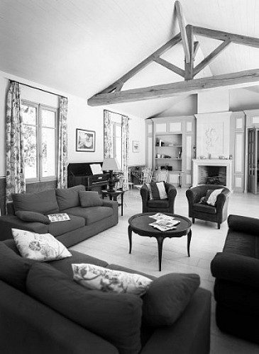 M. ET MME DE MENIBUS MAISON INDIVIDUELLE 15 PERSONNES