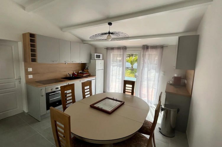 M. et Mme DERVAL - MARETEL 61 O - Maison mitoyenne 6 pers