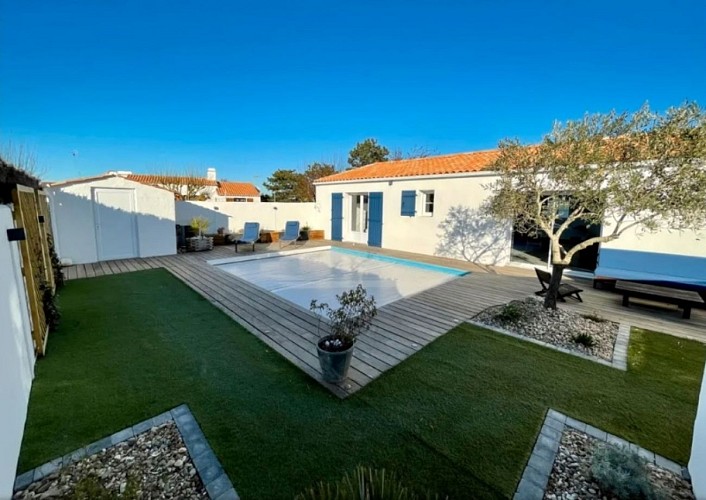 MAISON INDIVIDUELLE 10 PERSONNES