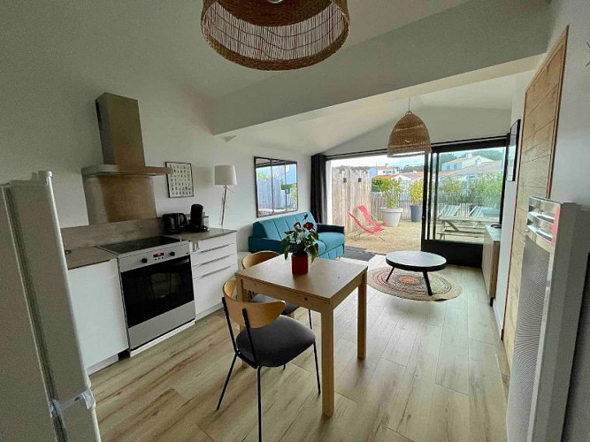 MME MONNIER - MAISON 4 PERSONNES