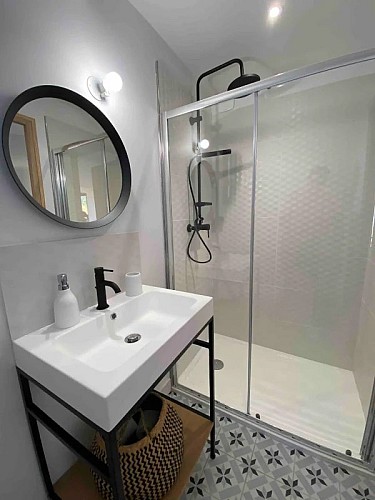 MME MONNIER - MAISON 4 PERSONNES