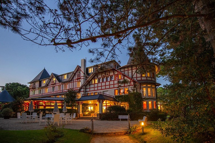 Hôtel - Les PléÏades