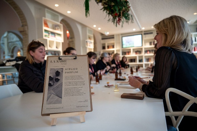 2023-12-08_15-55-48_8420_Thomas-Le-Floc-H