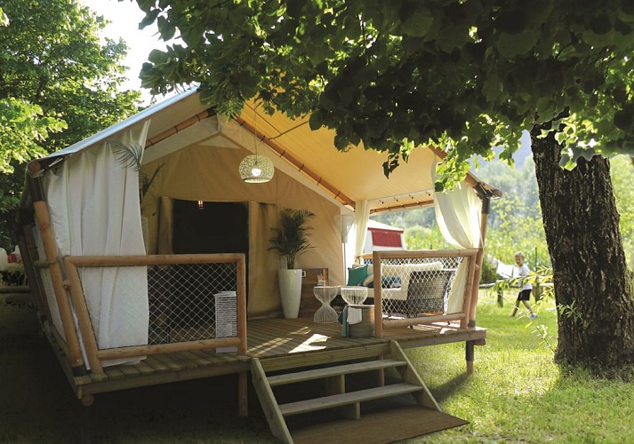 Camping - Village vacances Cévéo Château de Tréambert