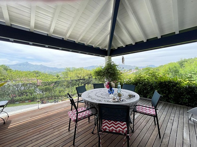 -urrugne-mendi-bixta-cote-basque--ref--G4510262